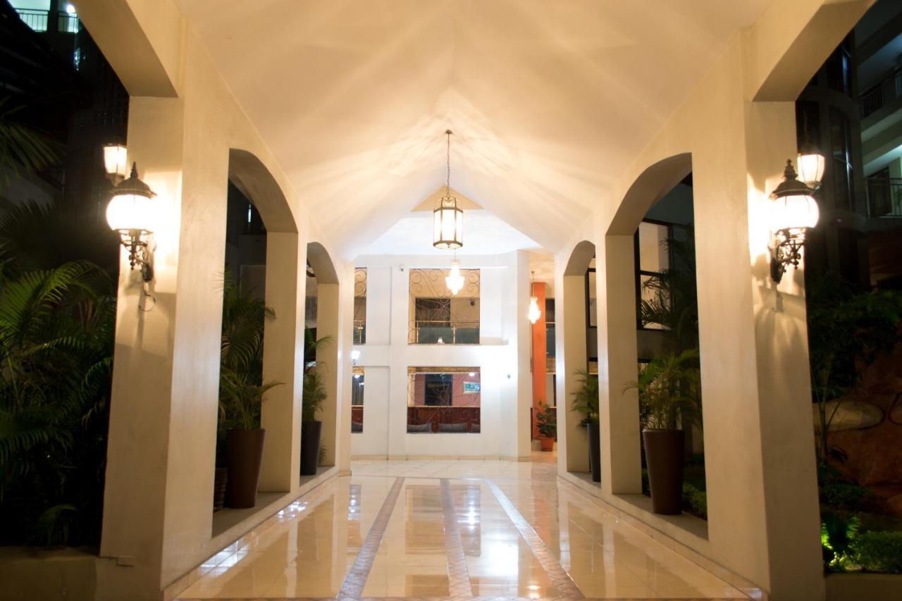 Constellation Hotel ปอร์โตแปรงซ์ ภายนอก รูปภาพ